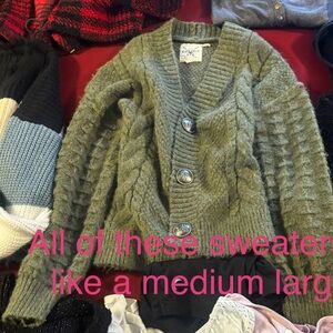 Western style cropped Cozy Green Cable Knit Sweater Cacti buttons